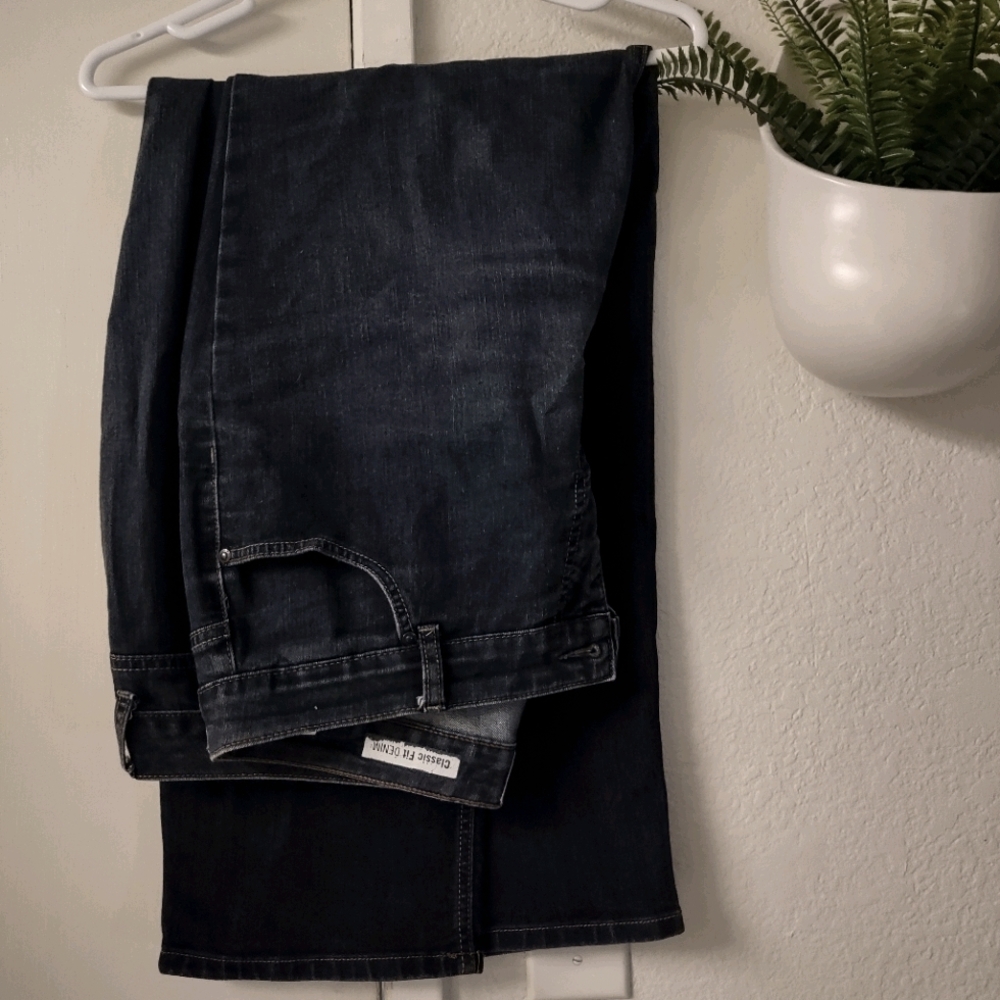 Woman's plus jeans